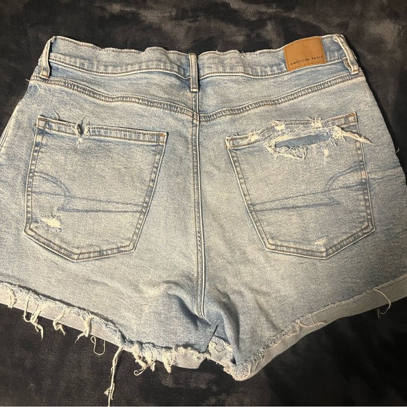 AE strigid super high-waisted ripped relaxed denim short - Picture 3 of 3